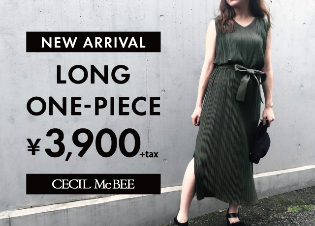 NEW ARRIVAL<br>カットマキシワンピース ¥3,900(+TAX)